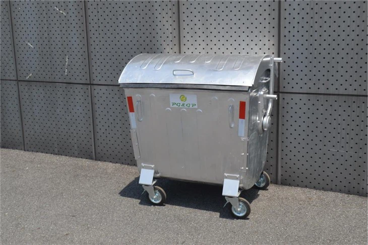 Large Galvanized Trash Can With Lid